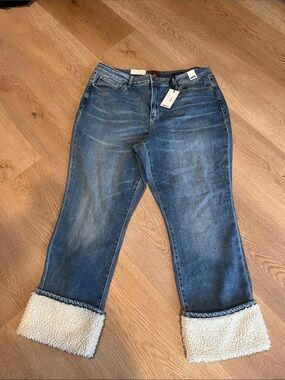 Judy blue Women's Blue Sherpa-Cuffed Jeans